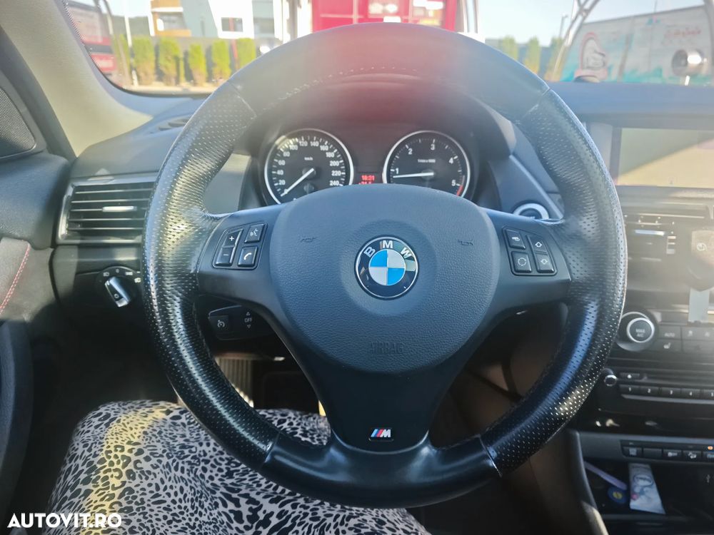 BMW X1 - 10