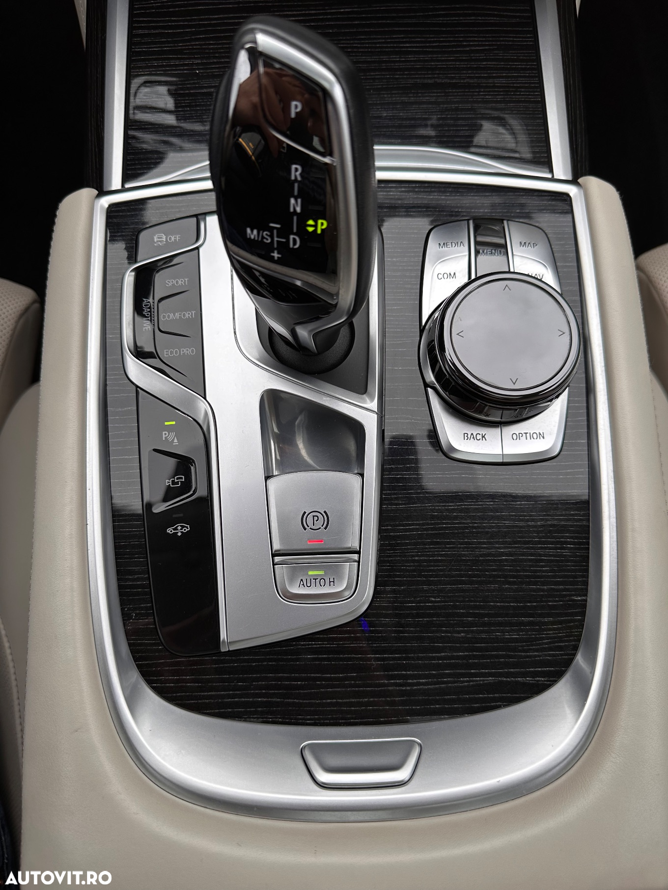 BMW Seria 7 740Ld xDrive - 28