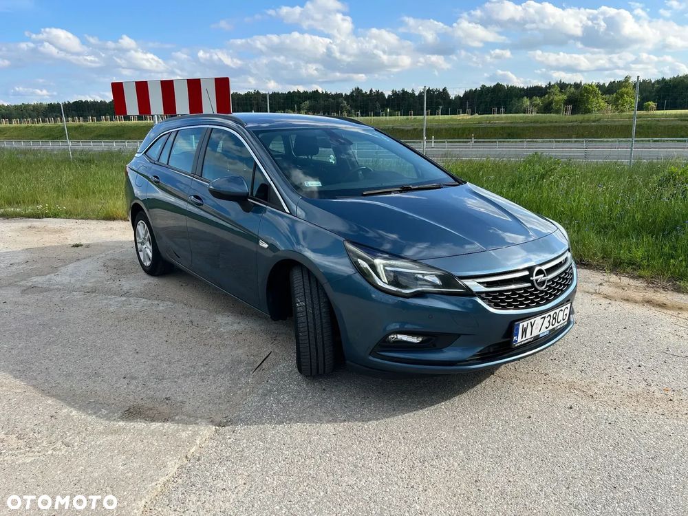 Opel Astra 1.6 CDTI Enjoy - 1