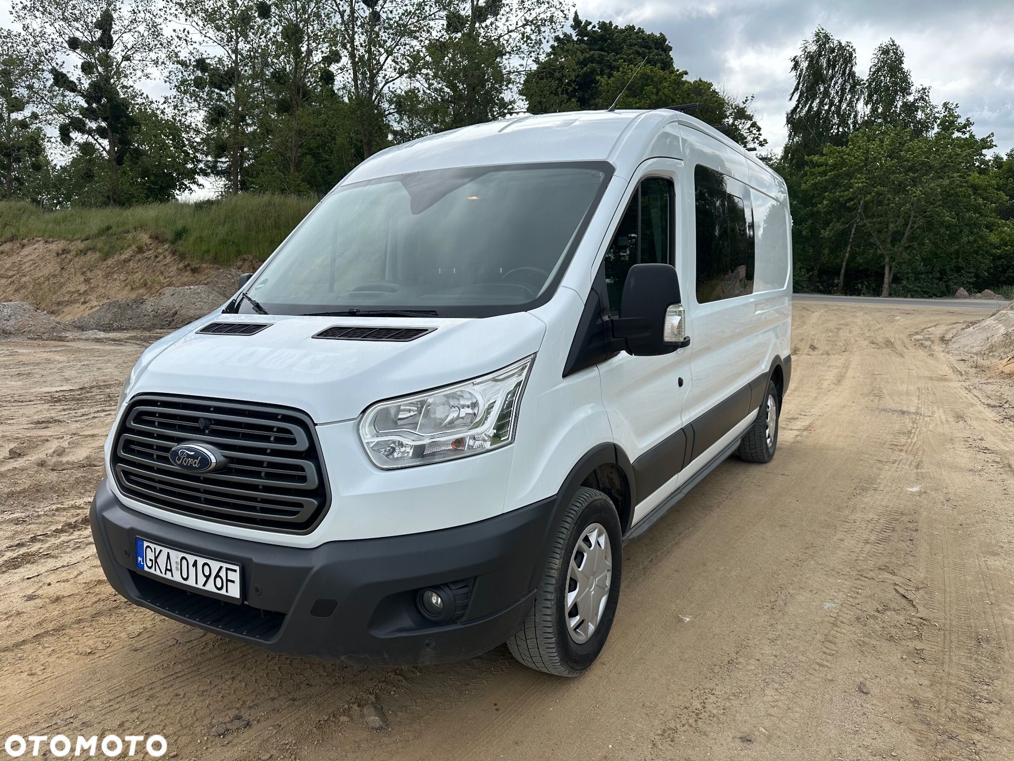 Ford Transit - 1