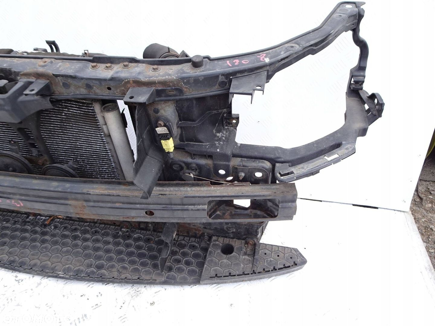Pas przedni chłodnice KPL. Hyundai i30 I 1.6 CRDI - 3