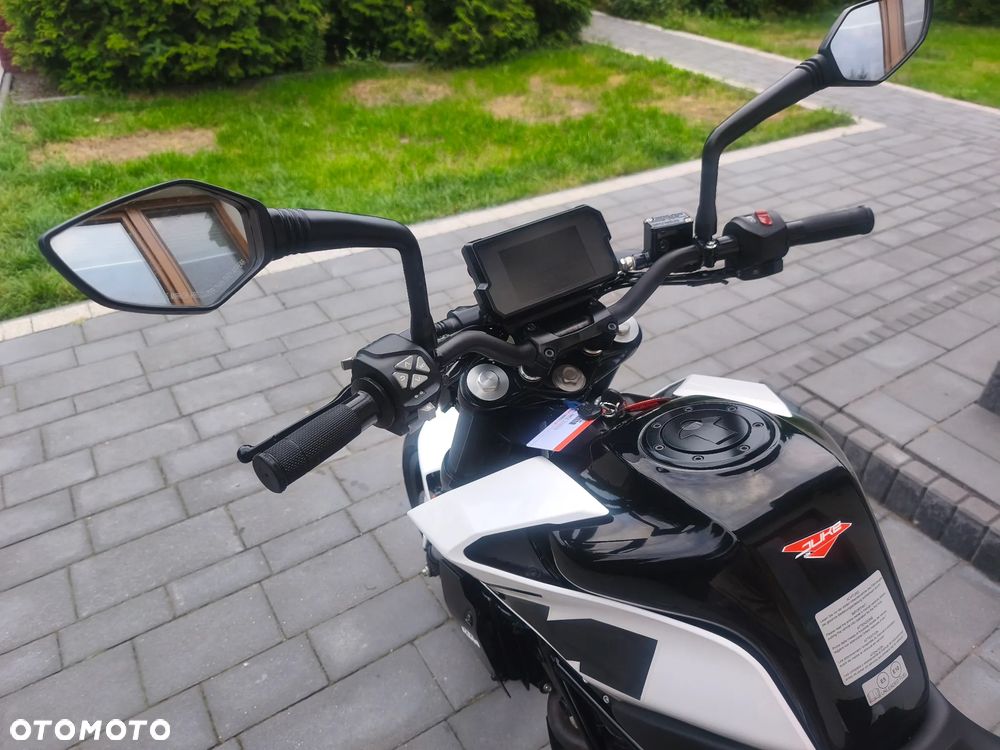 KTM Duke - 19