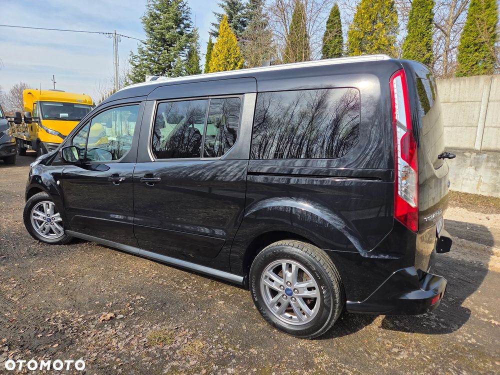 Ford Tourneo Connect Grand - 33