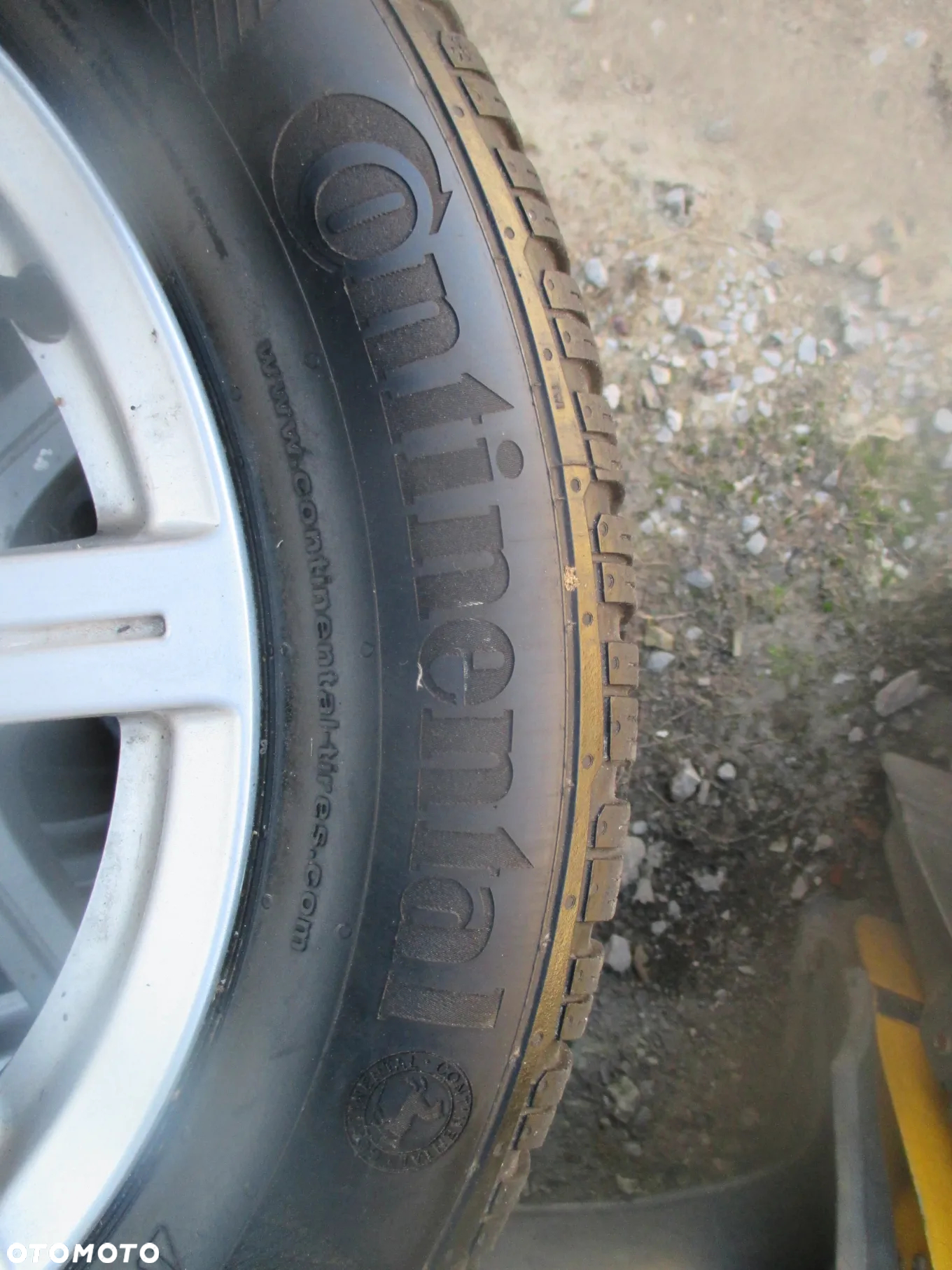 koła opony zimowe 215/55R16 Continental 6,5mm Audi A4 B7 - 3