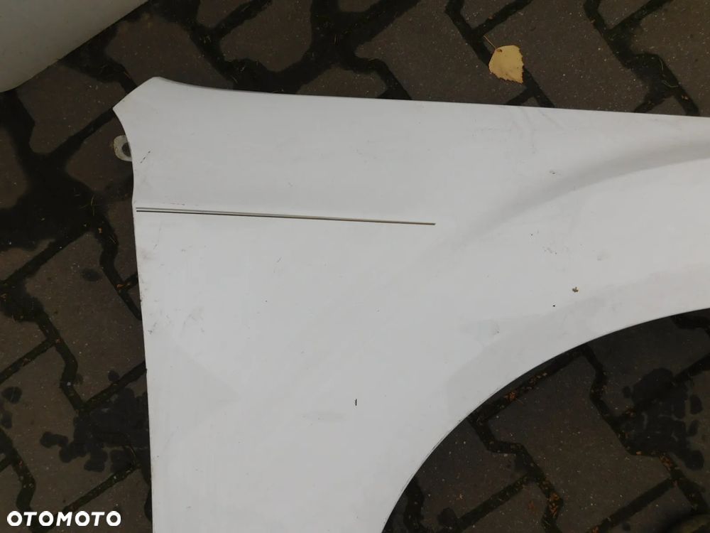 błotnik prawy przód CHRYSLER 300S LANCIA THEMA - 5