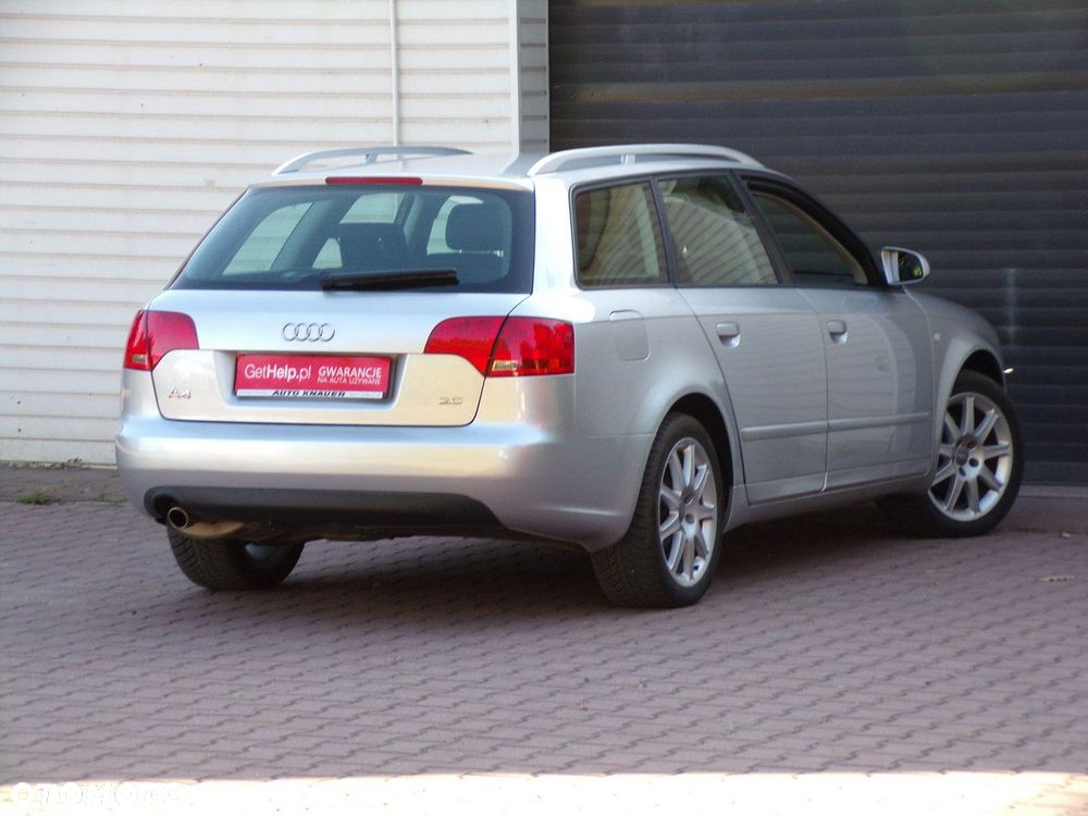 Audi A4 Avant - 14