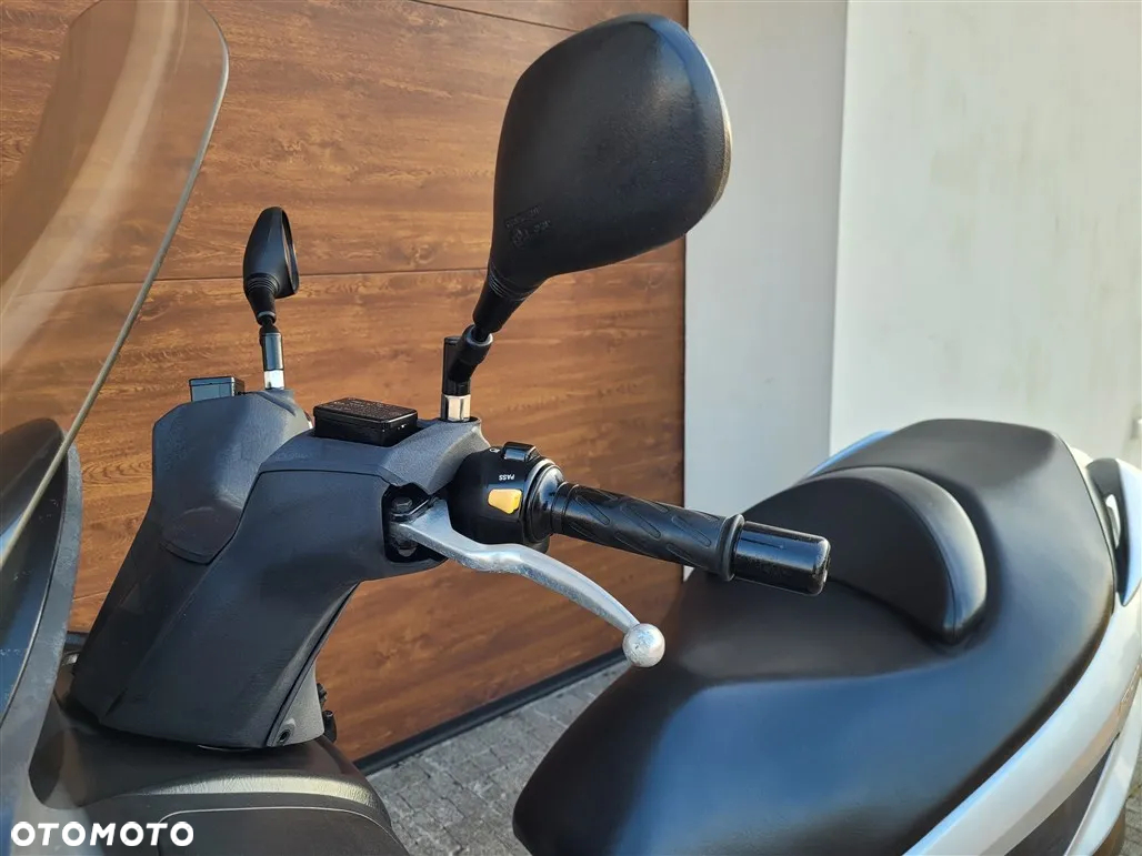 Suzuki Burgman - 2