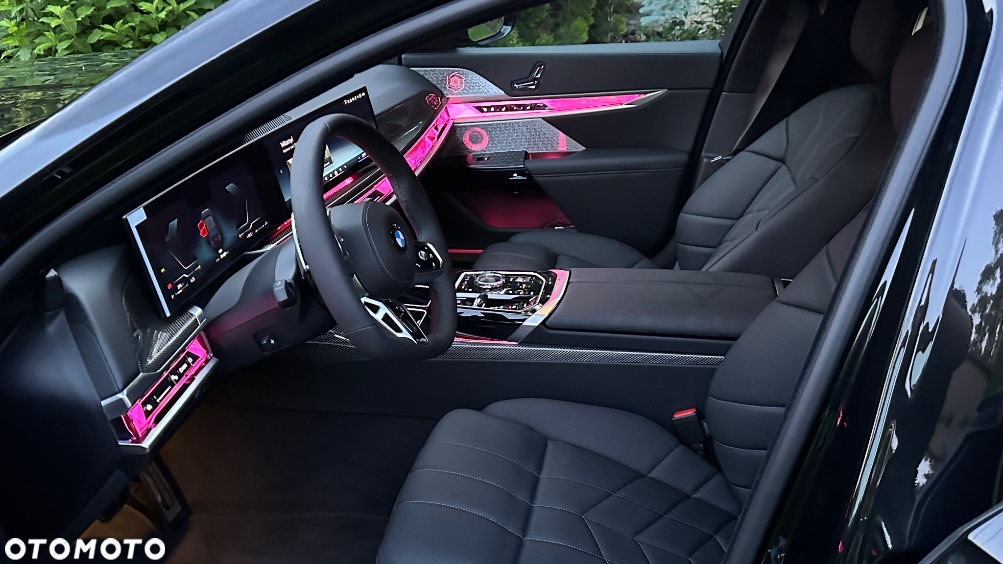BMW Seria 7 - 11