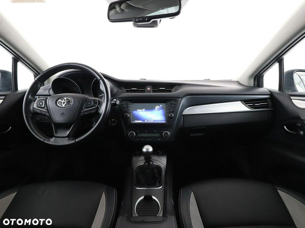 Toyota Avensis 2.0 D-4D Prestige - 15