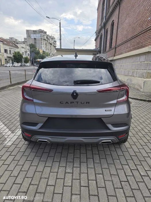 Renault Captur - 4