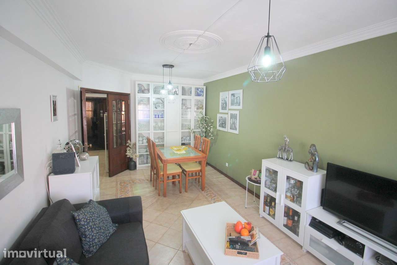 Apartamento T2 Central nas Mercês - Grande imagem: 2/21