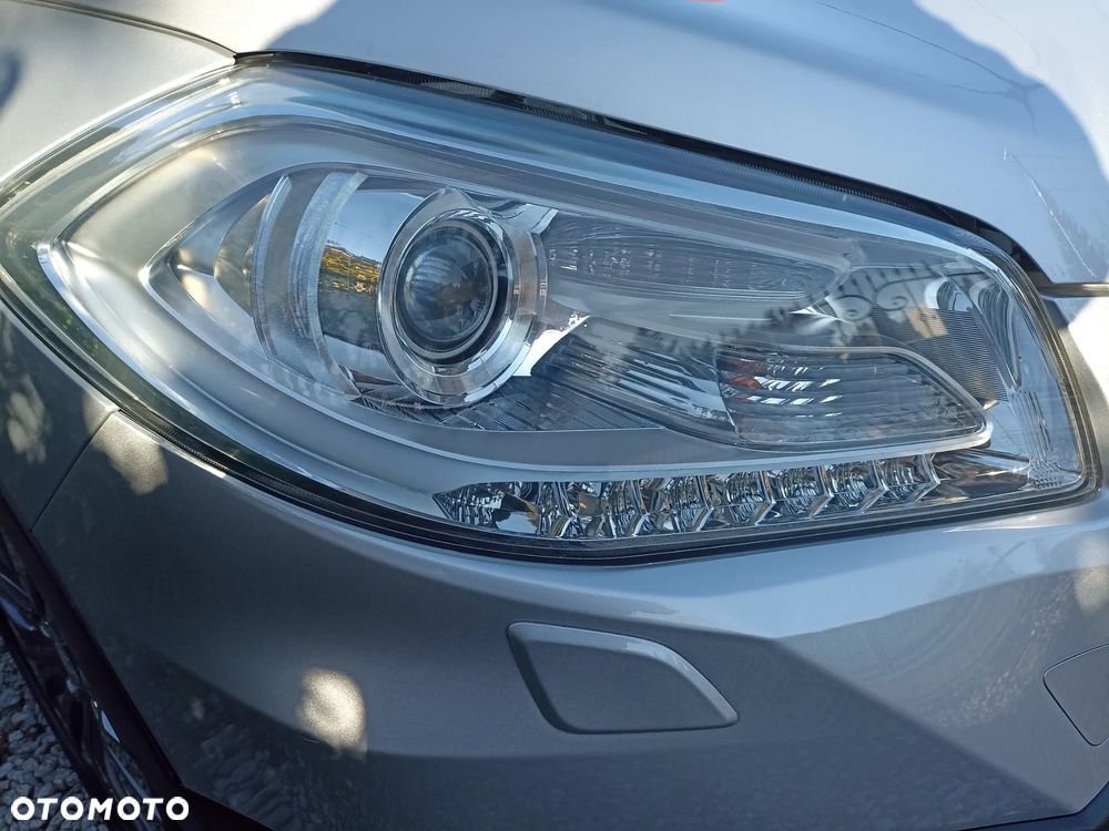 Suzuki SX4 S-Cross 1.6 VVT CVT 4x2 limited - 3