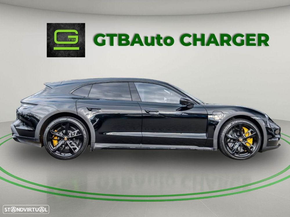Porsche Taycan Cross Turismo - 5