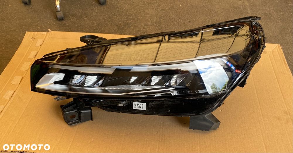 RENAULT CLIO 5 V LIFT FL 2025r Igła! Kompletna LAMPA PRZEDNIA LEWA REFLEKTOR LEWY PRZEDNI PRZÓD FULL LED  LEDOWY  EUROPA FULLLED 260600149R Wwa - 1