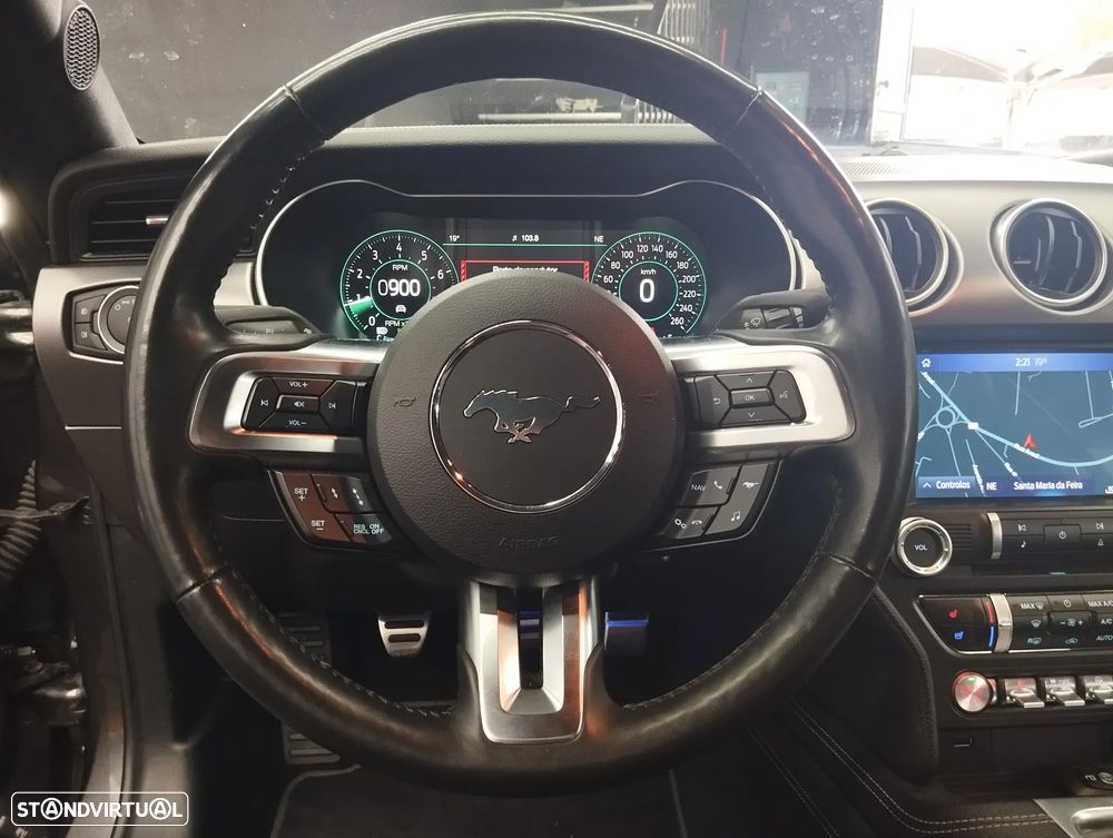 Ford Mustang 2.3i EcoBoost - 29