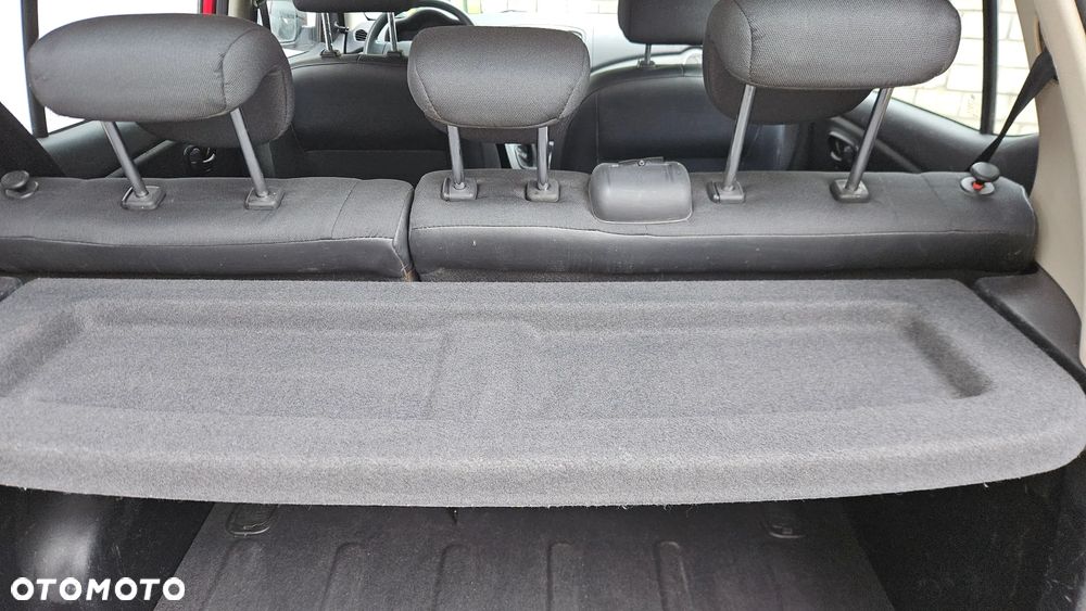 Hyundai i10 - 16