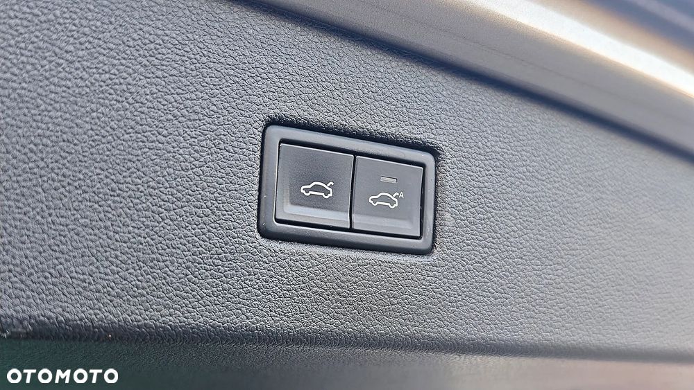 Volkswagen Tiguan - 38