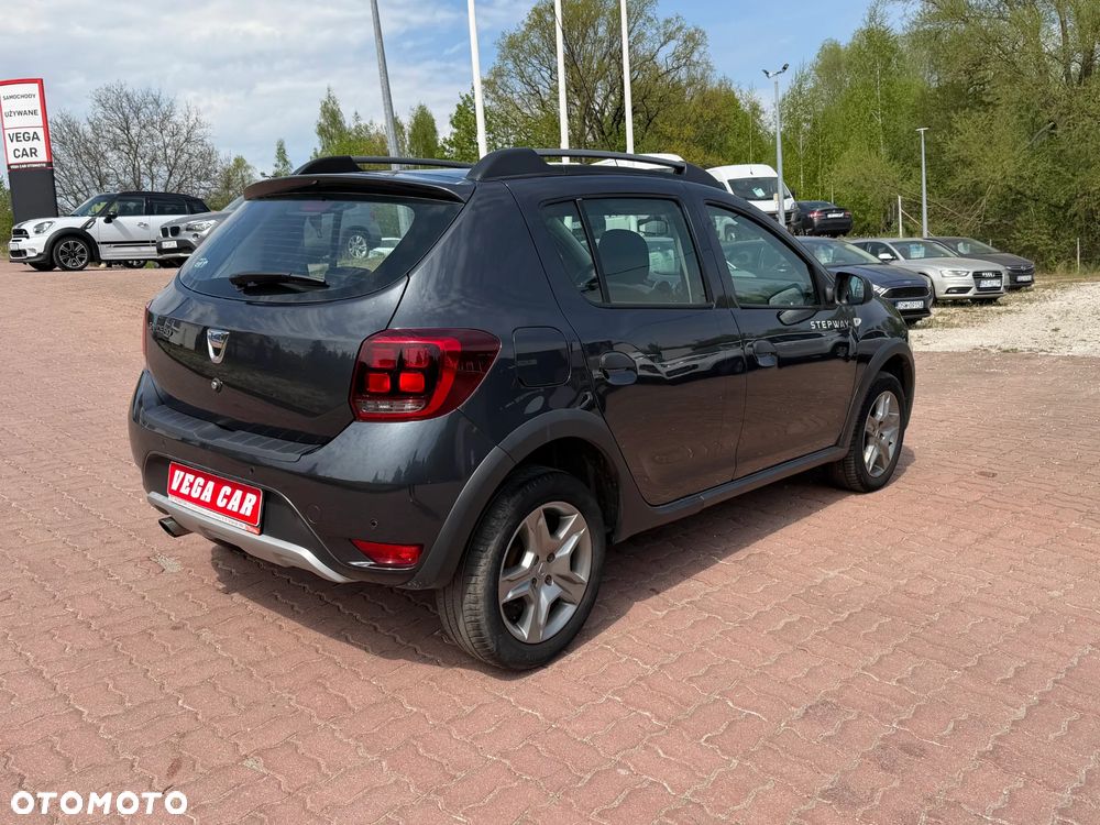 Dacia Sandero Stepway 0.9 TCe Laureate S&S - 16