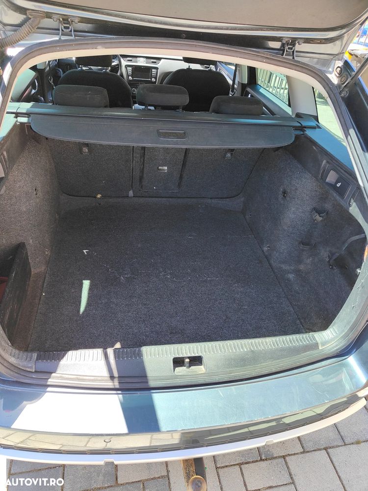 Skoda Octavia 2.0 TDI 4x4 DSG Scout - 8