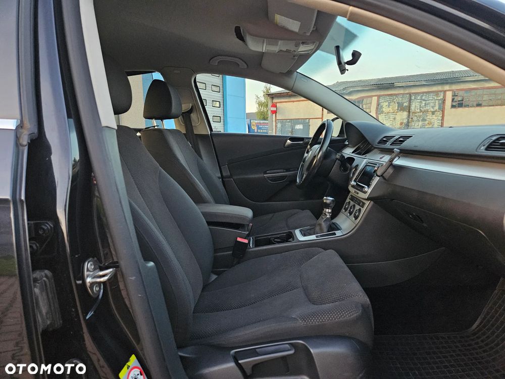 Volkswagen Passat ver-1-8-tsi-comfortline - 11