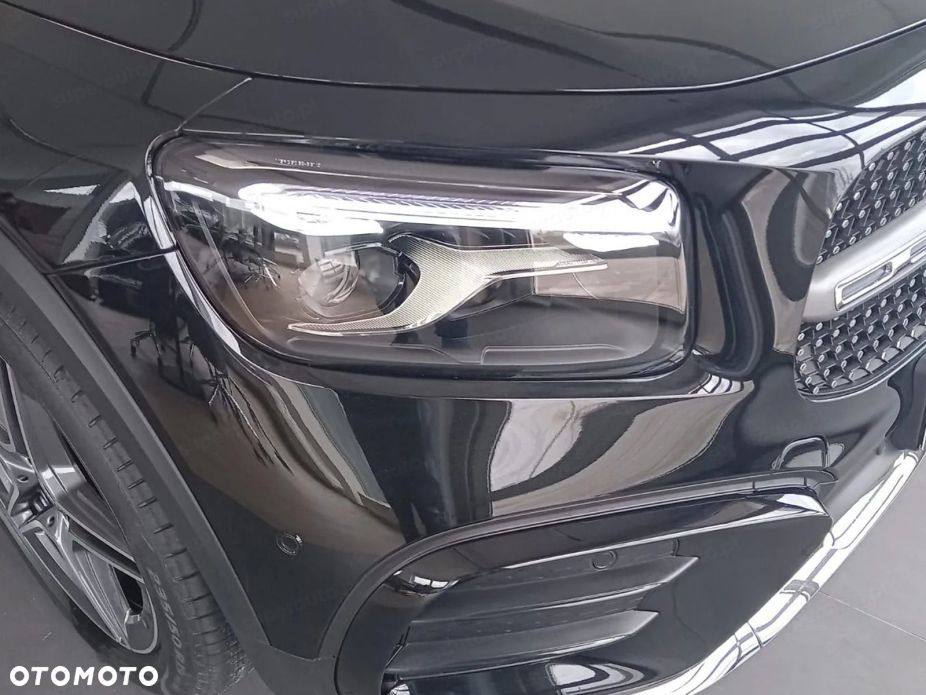 Mercedes-Benz GLB 200 AMG Line 7G-DCT - 15