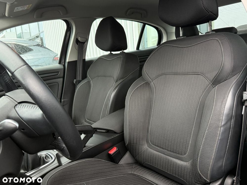Renault Megane 1.3 TCe FAP Limited - 21