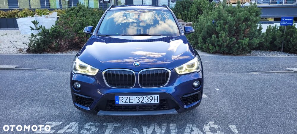 BMW X1 sDrive18d xLine - 2