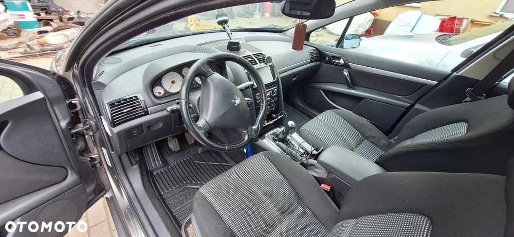 Peugeot 407 1.6 HDi Premium - 16