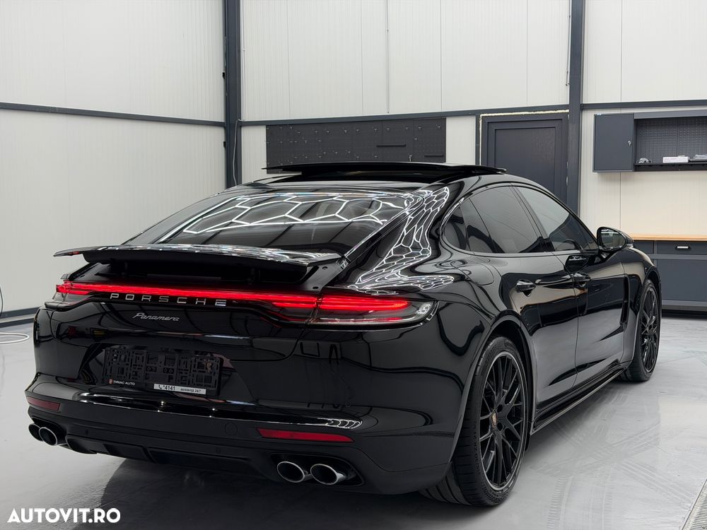 Porsche Panamera 4 Executive - 4