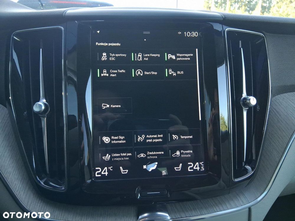 Volvo XC 60 - 21