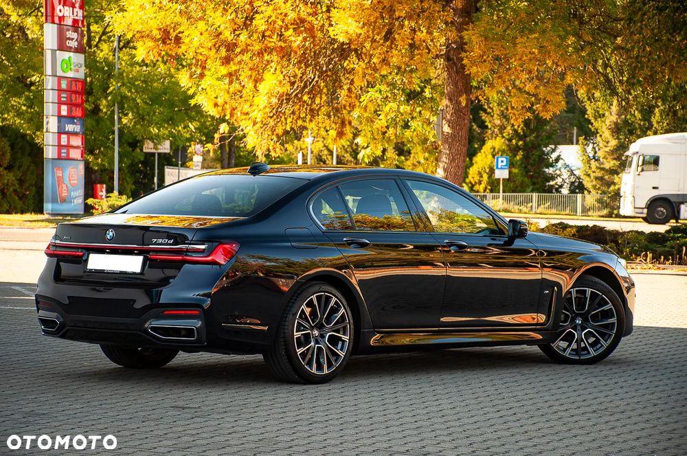 BMW Seria 7 730d xDrive sport - 12