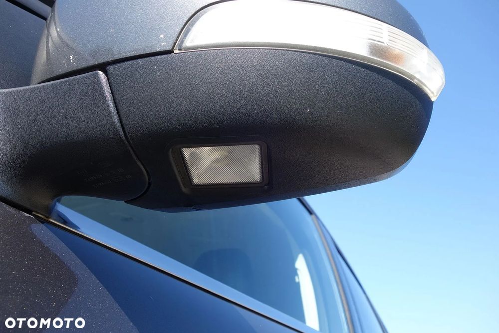 Ford Kuga 2.0 TDCi 4x4 Titanium - 24