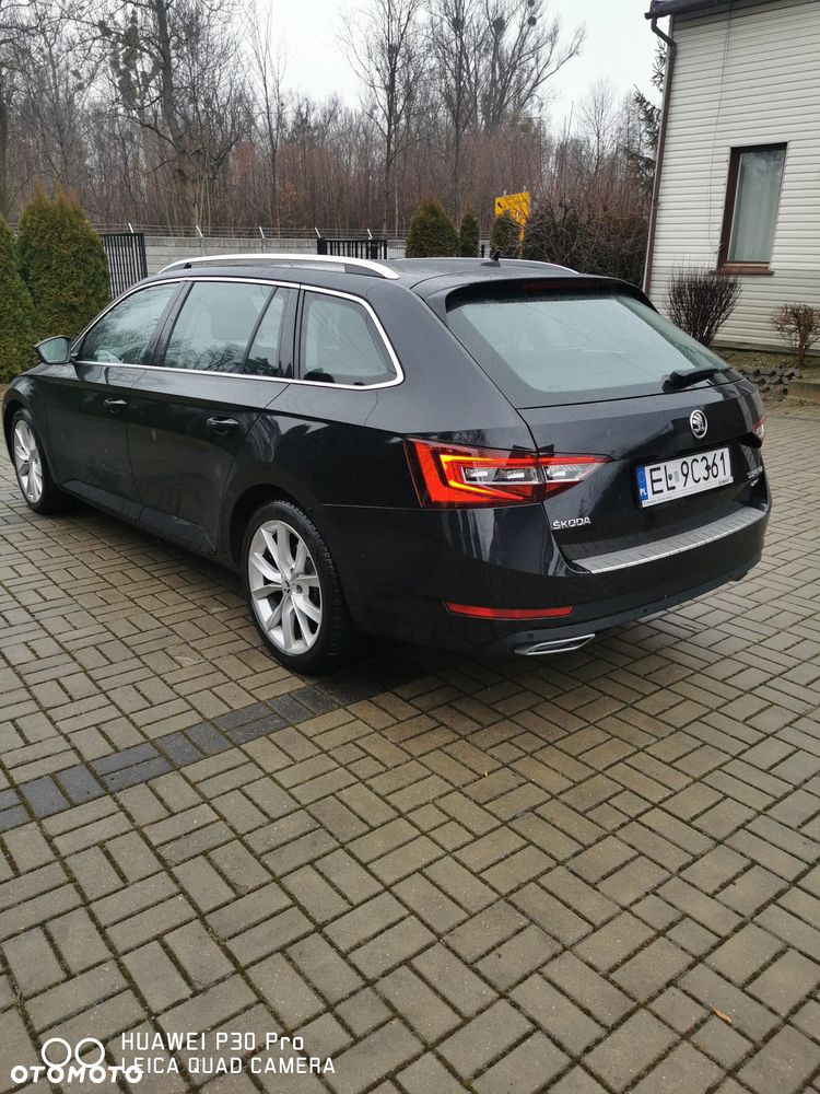 Skoda Superb 2.0 TDI 4x4 Style DSG - 6