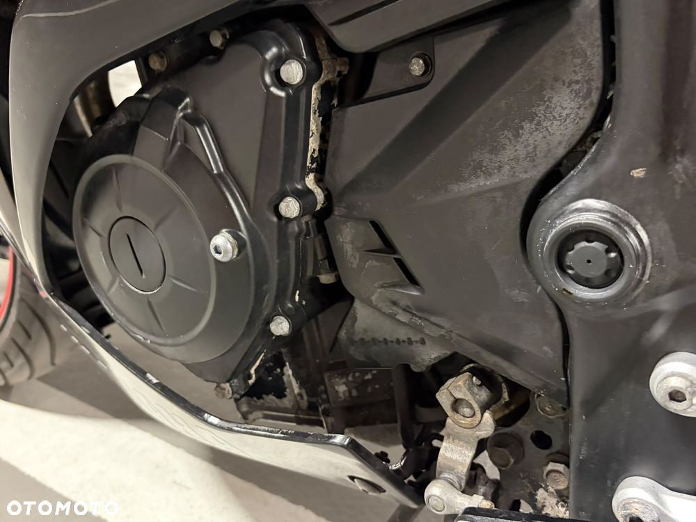 Yamaha R3 - 22