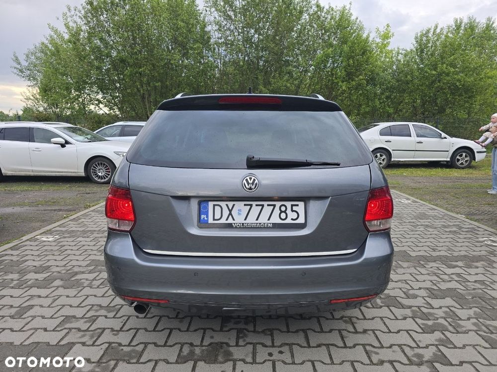 Volkswagen Golf 1.6 TDI Highline - 7