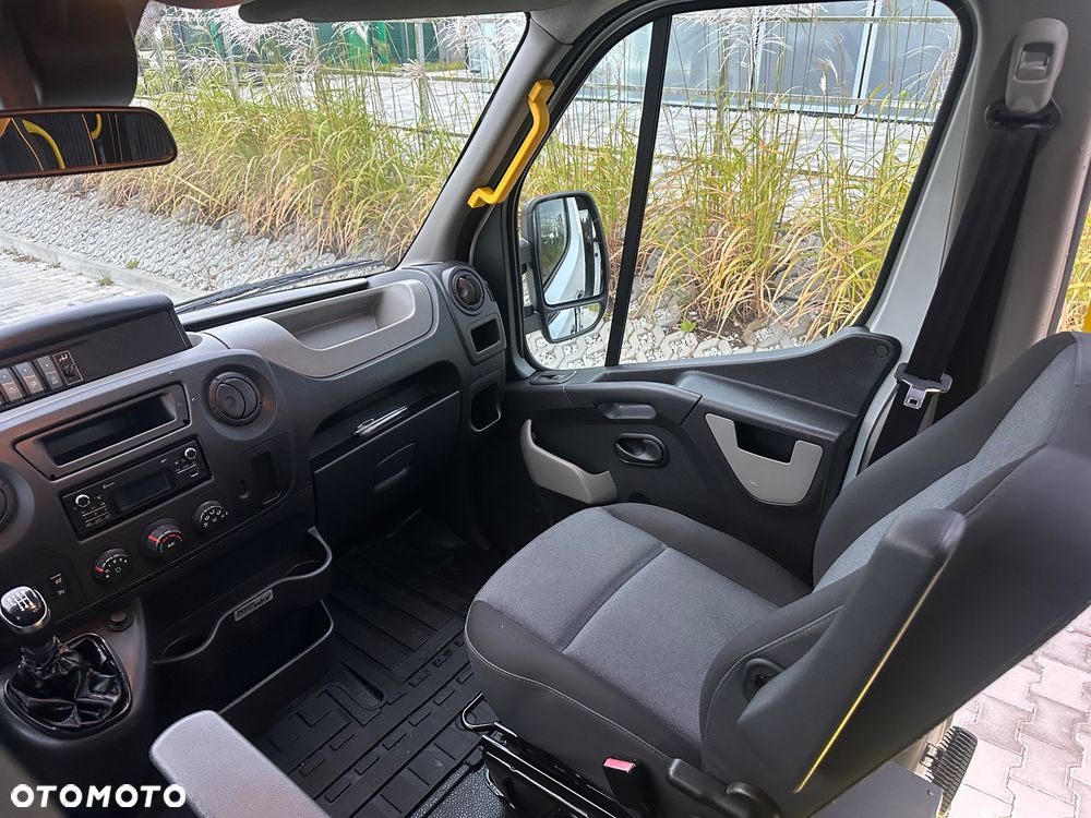 Renault Master - 24