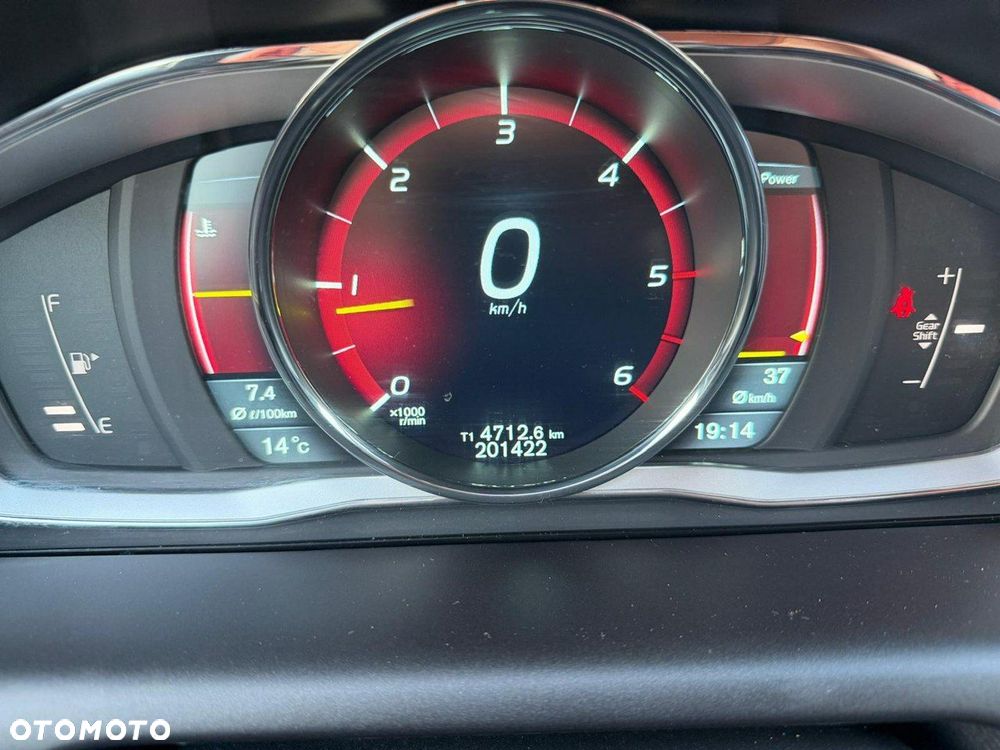 Volvo XC 60 - 8