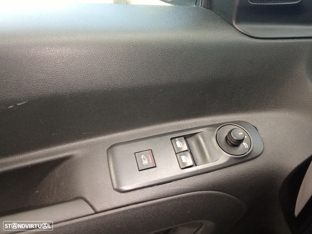 Peugeot Partner 1.5 BlueHDI 3 lugares - 10