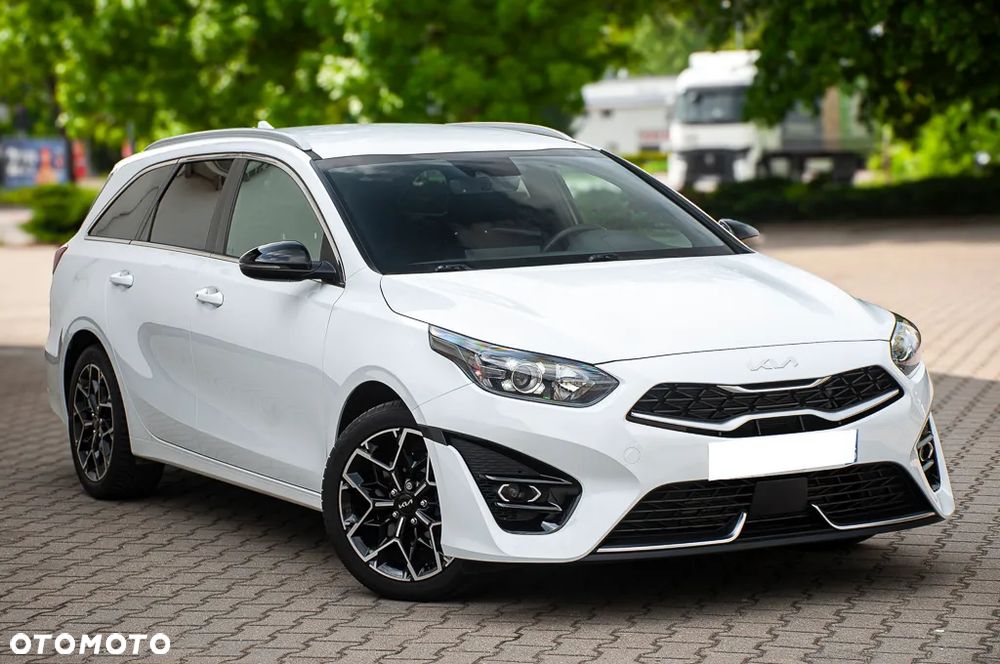 Kia Ceed 1.6 CRDi (48V Mild-Hybrid) DCT7 GT Line - 5