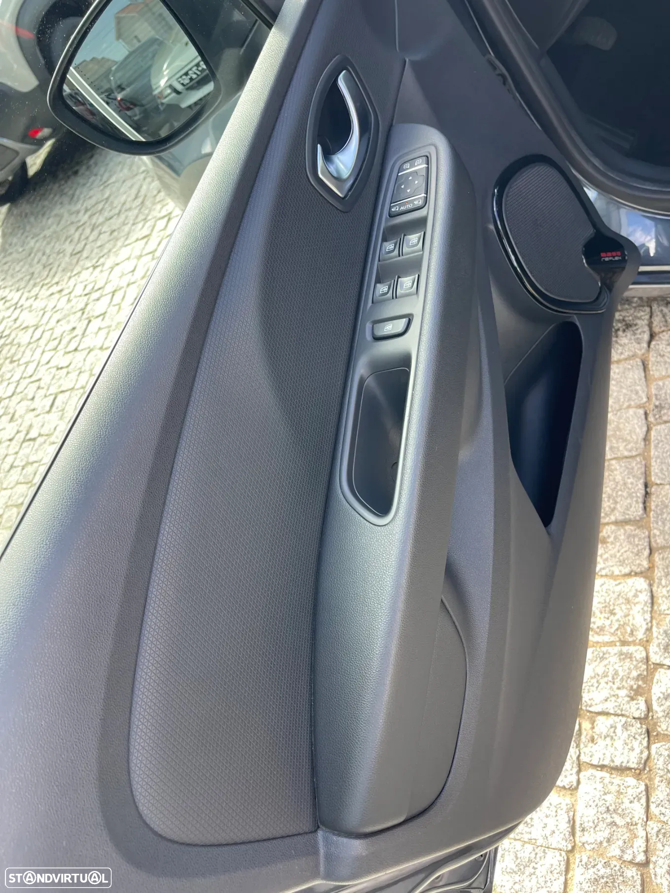 Renault Clio Sport Tourer (Energy) dCi 90 Start & Stop INTENS - 18