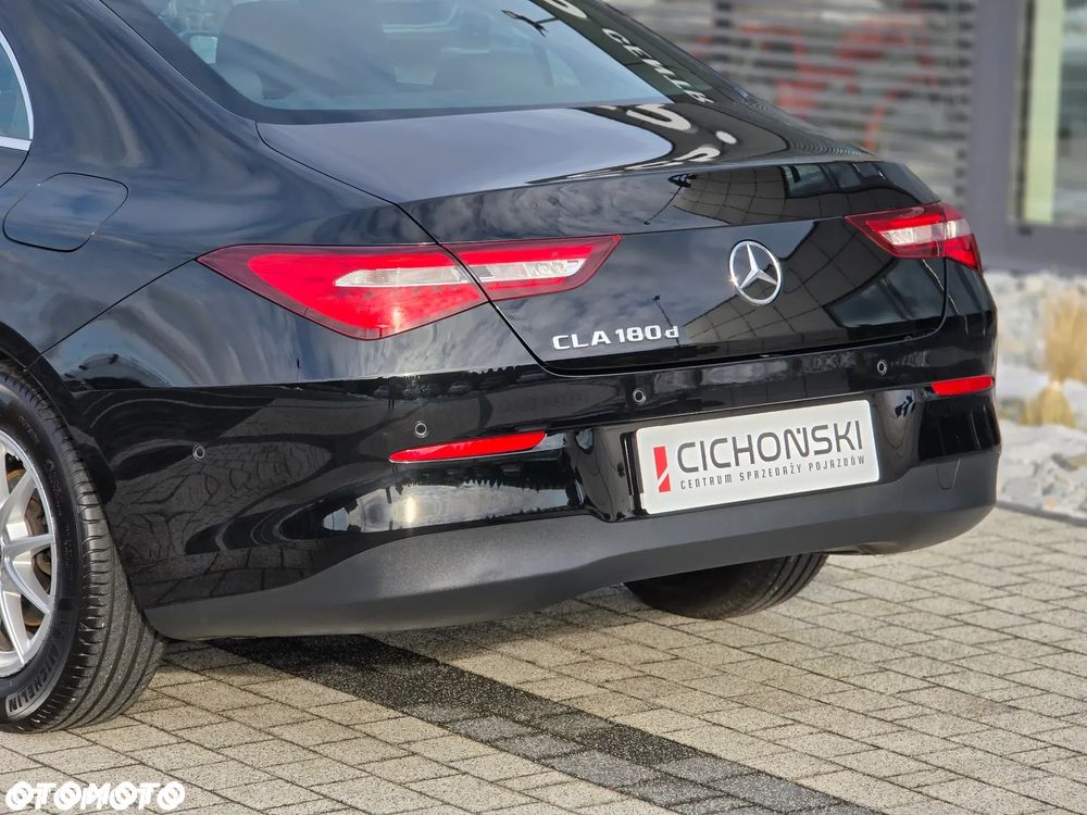 Mercedes-Benz CLA 180 d Progressive 8G-DCT - 7