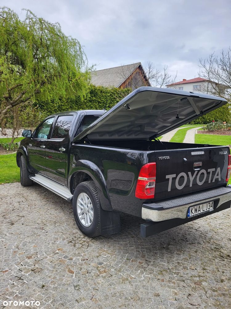 Toyota Hilux 3.0 D-4D SR5 - 15
