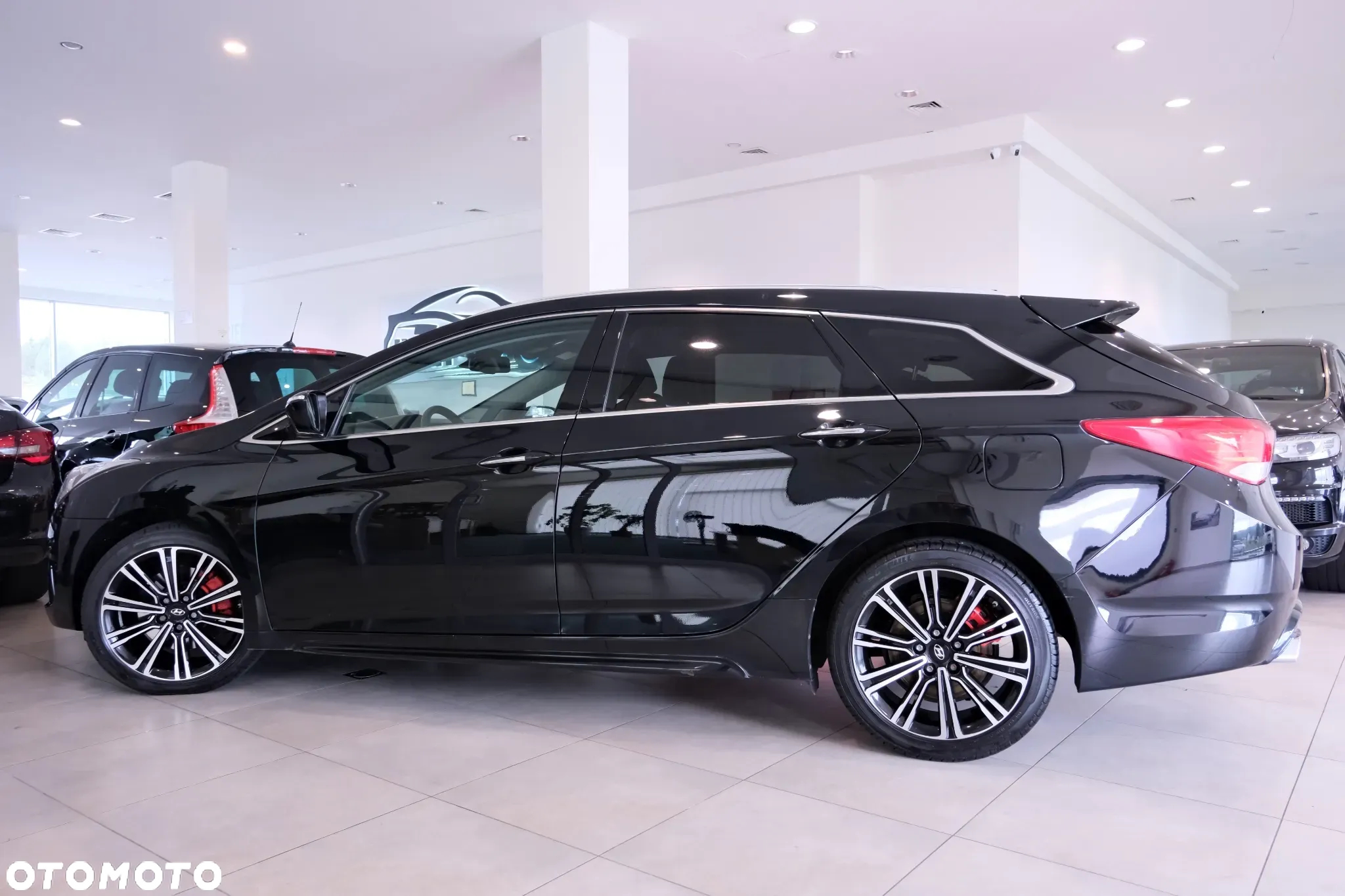 Hyundai i40 Kombi 1.7 CRDi DCT Premium - 10