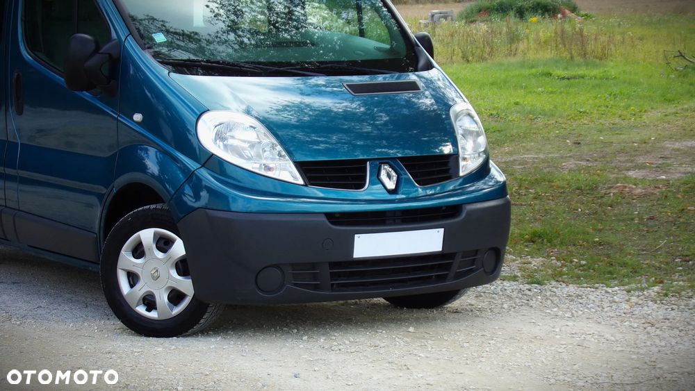Renault TRAFIC 2.0 KLIMA * SERWIS * BRYGADÓWKA 6 OSÓB * WZOROWY STAN ! - 2