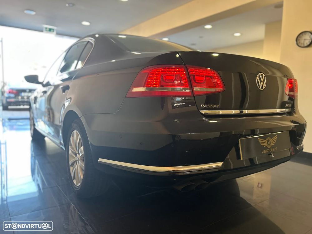 VW Passat 2.0 TDI BlueMotion Trendline - 9