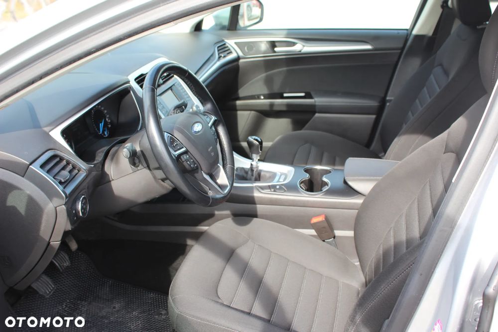 Ford Mondeo 1.5 EcoBoost Trend - 13