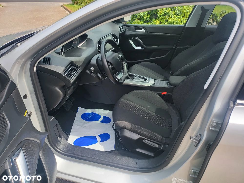 Peugeot 308 BlueHDi 120 EAT6 Stop & Start Allure - 14