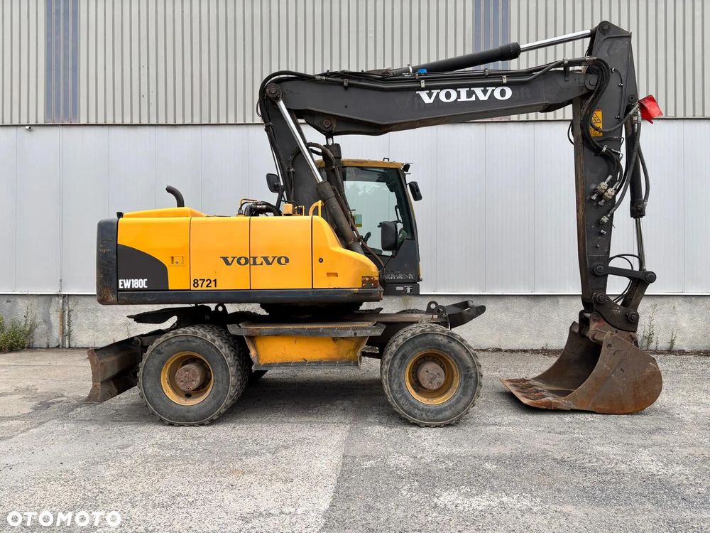 Volvo EW 180C - 1