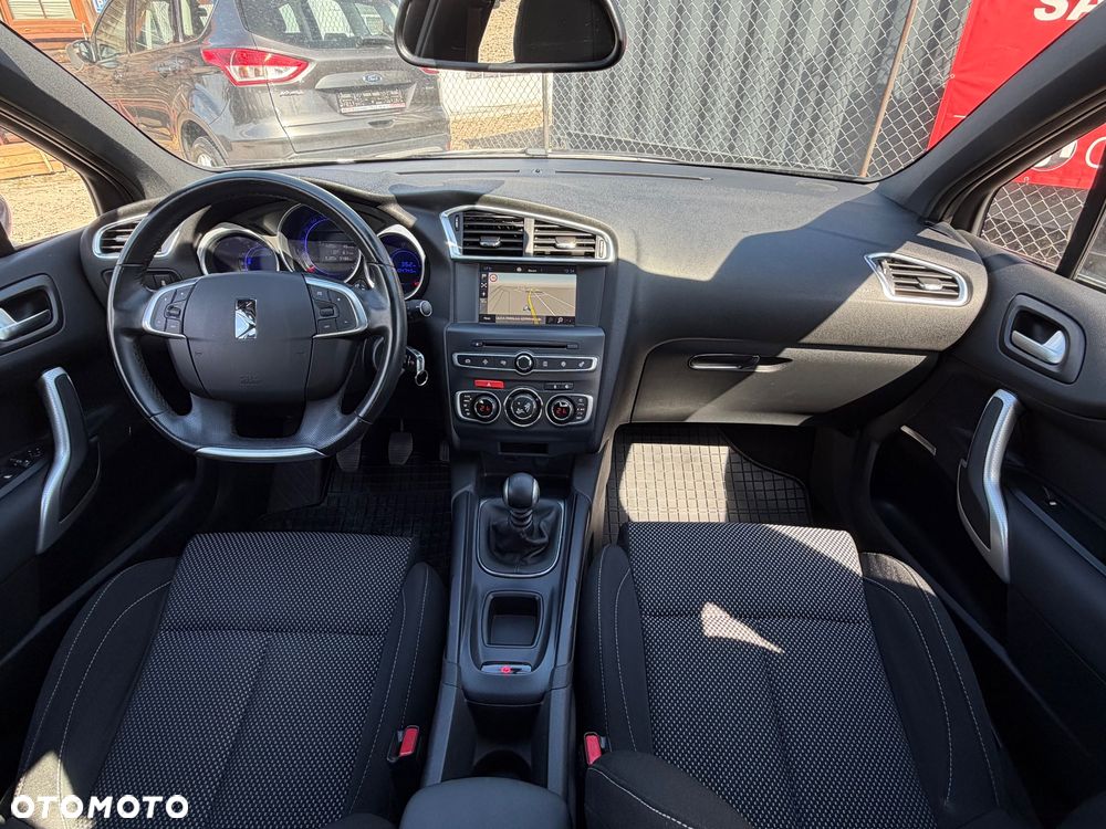 DS Automobiles DS 4 - 7