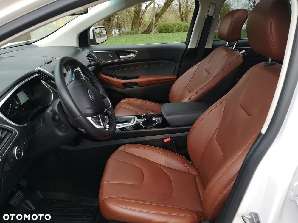 Ford Edge - 12